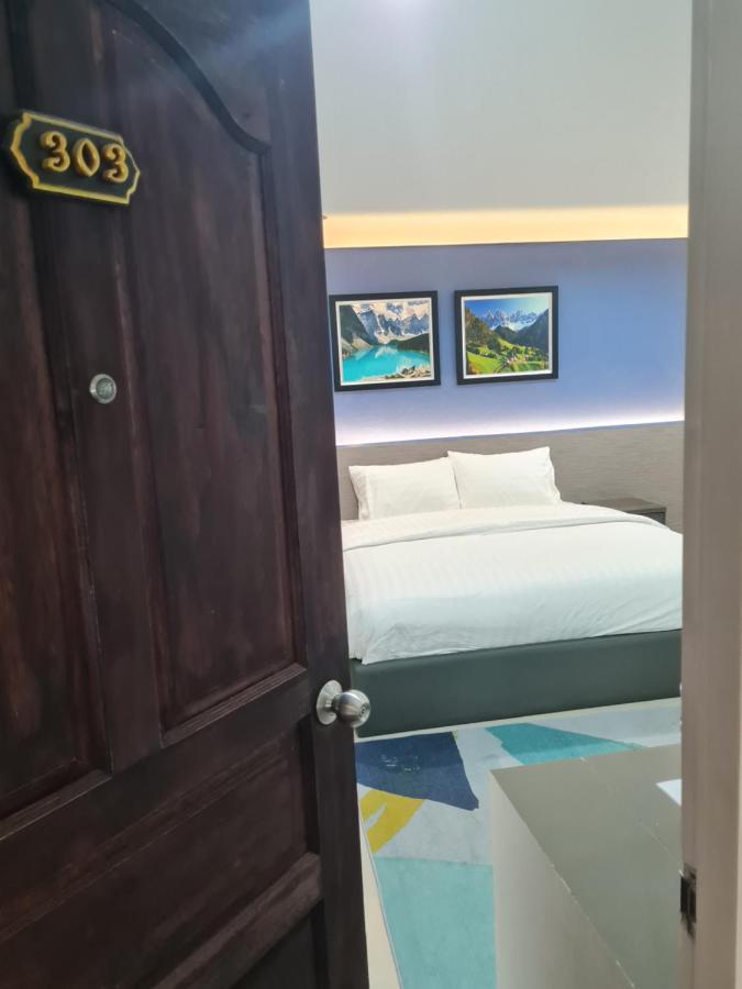 Poonsuk Place Hotel Банкок Екстериор снимка
